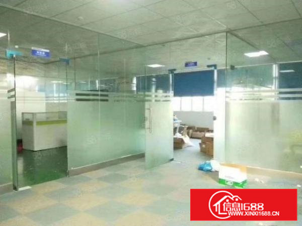 沙井和一楼上厂房1000平方简装修出租，临近松福大道