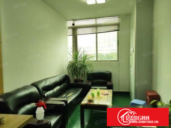 松岗，松岗大道大型工业园楼上800平精装修厂房出租，无转让费