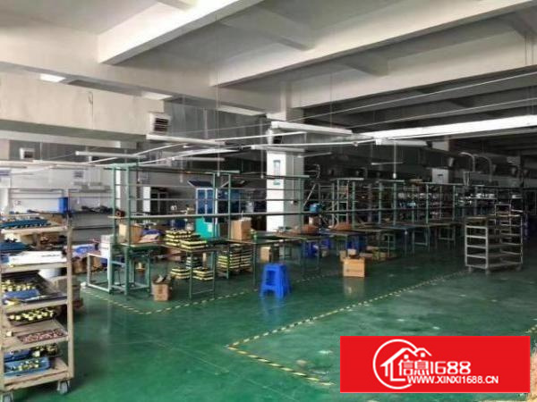 清溪主干道边上全新厂房楼上带装修2200平米招租，水电齐全