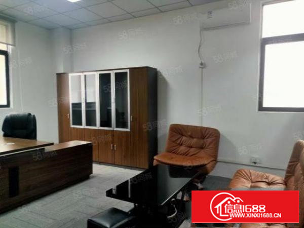 西乡，固戍地铁站，楼上带装修家私220平办公仓库，免费停车！