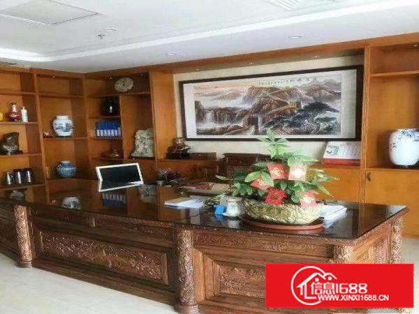 高桥独院三层厂房3000平米13元