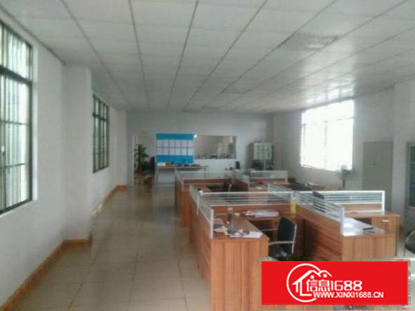 谢岗独院带电梯厂房2000平米