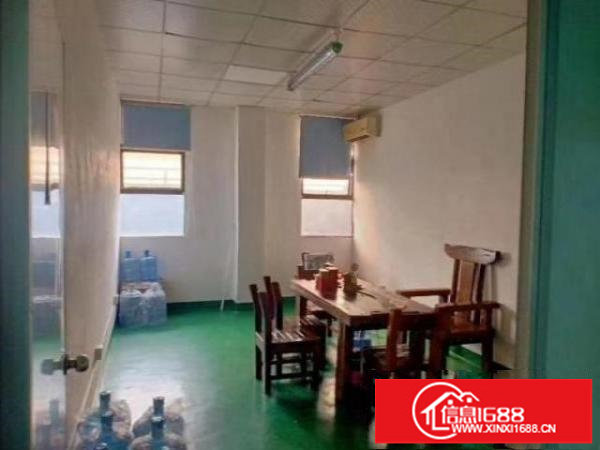 平湖地铁口工业区厂房二楼1400平方带装修