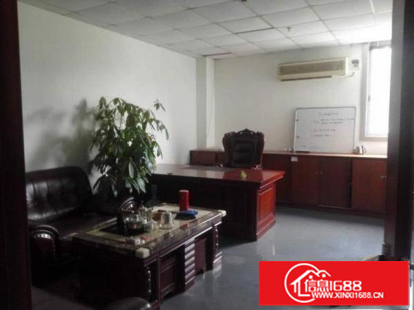 地铁站，坂田高速口厂房1485平米出租精装修