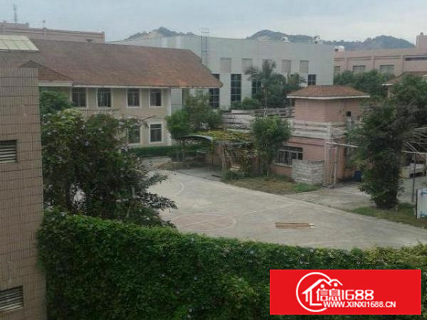 凤岗油甘铺二楼1550平米带电梯厂房出租