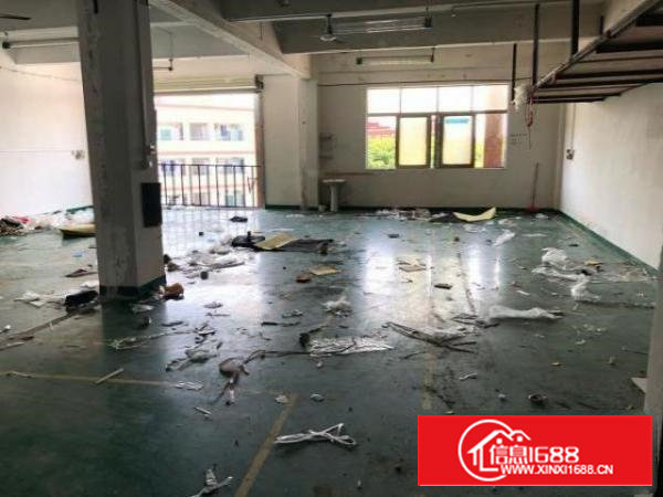 沙井客运站后面楼上厂房400平