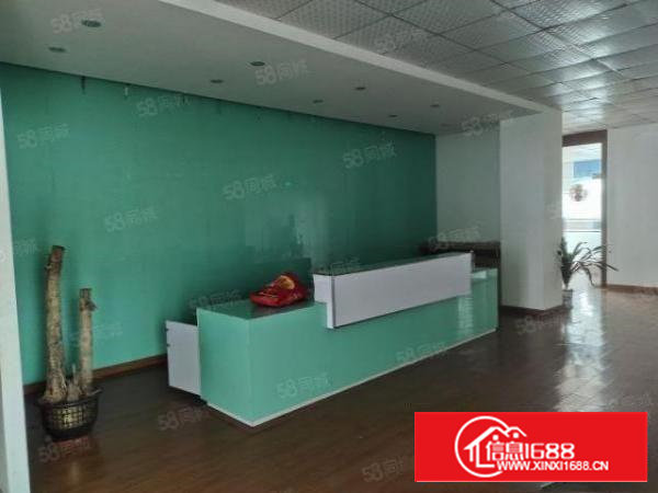 宝安石岩塘头新出楼上精装修1680平方厂房出租，可分租