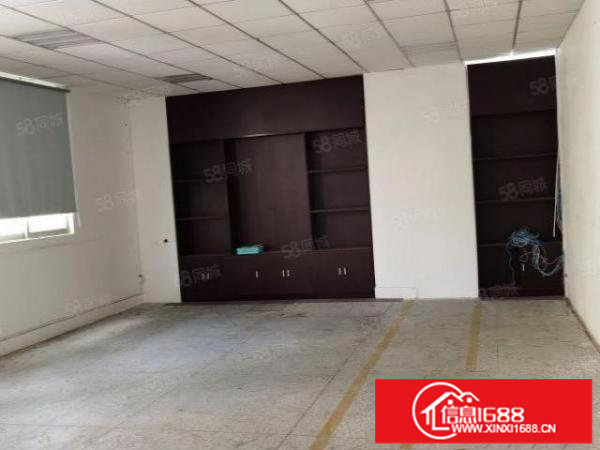 福永镇和平村二楼2200平米带装修厂房出租！