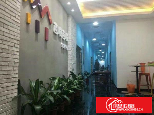 五和地铁站旁厂房出租，小面积带精装.138平起租，停车位充沛