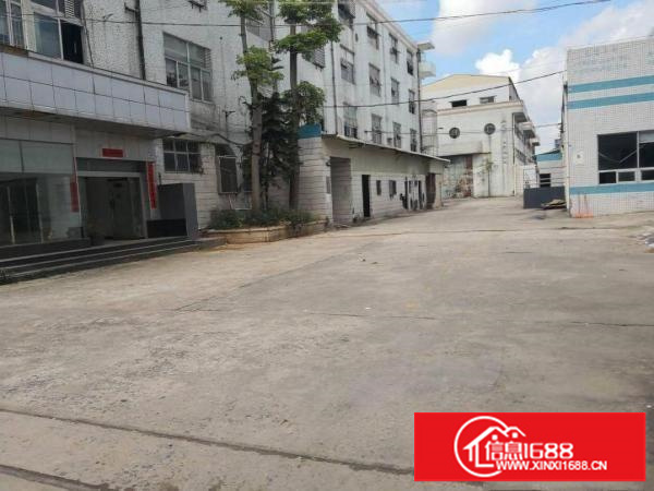 平湖辅城坳工业区三楼带办公室装修好1450平方出租