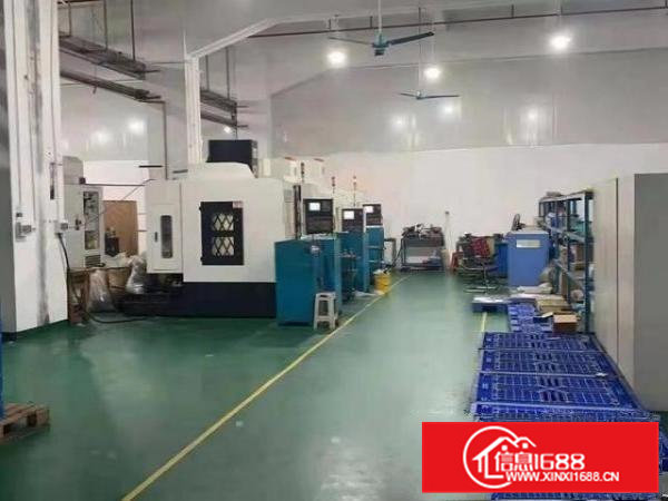 标准厂房一楼七米高818平方出租