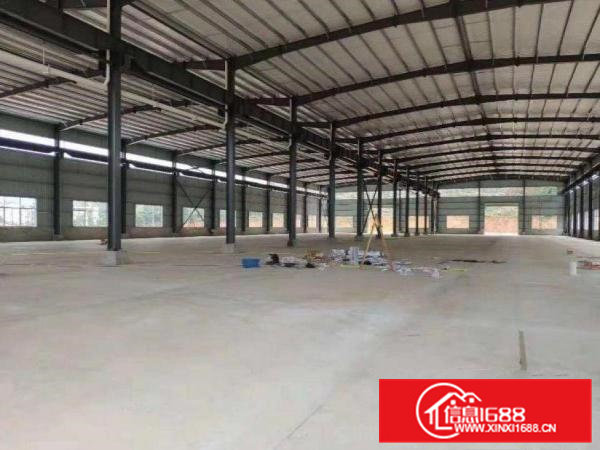 三中钢构400平方出租，交通方便，证件齐全