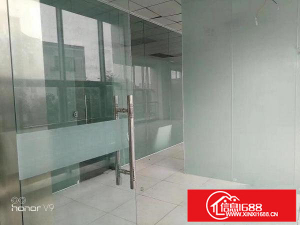 平湖新木带装修二楼600平方厂房出租