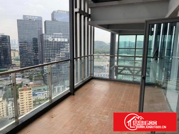 天安云谷坂雪岗大道边办公楼出租