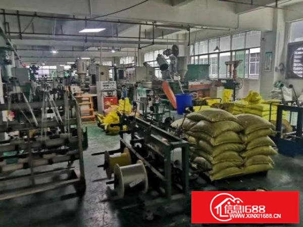 凤岗黄洞工业园二楼租客转租2200平米现成装修拎包入住