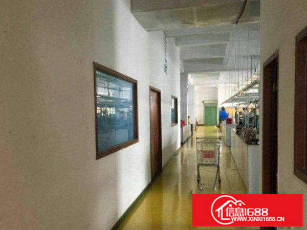 龙岗区龙岗大道新空出楼上1600平带装修厂房出租