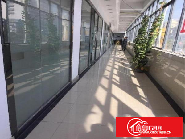 坂田带装修300平米厂房出租