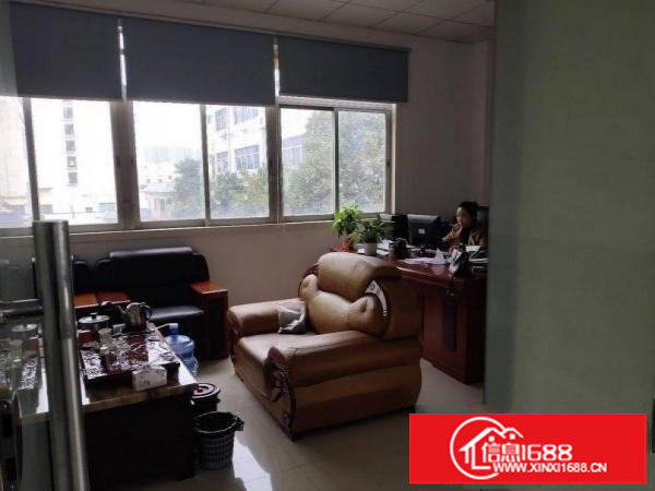 龙岗原房东1600平整层带精装修可分租