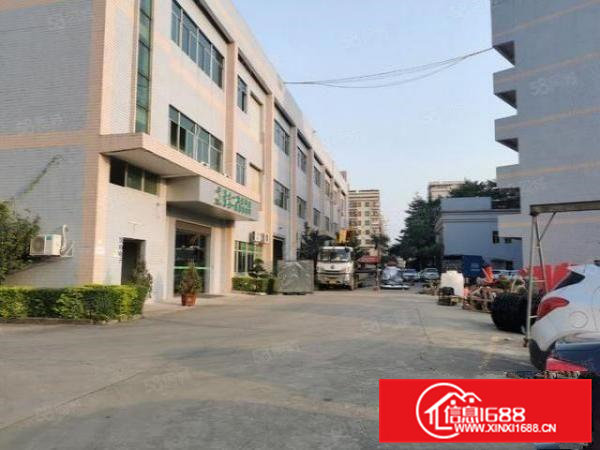 大岭山新出标准厂房楼上3600平，带无尘车间以及全新地坪漆