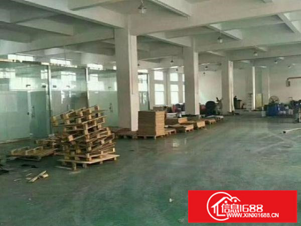 出租龙岗区坪地坪西厂房有正规办公室活动空间大