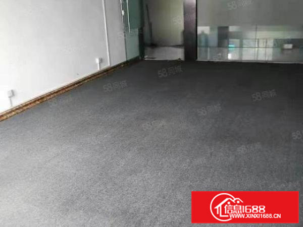 石排向西原房东标准厂，厂房形象高大上适合各行各业仅租11元