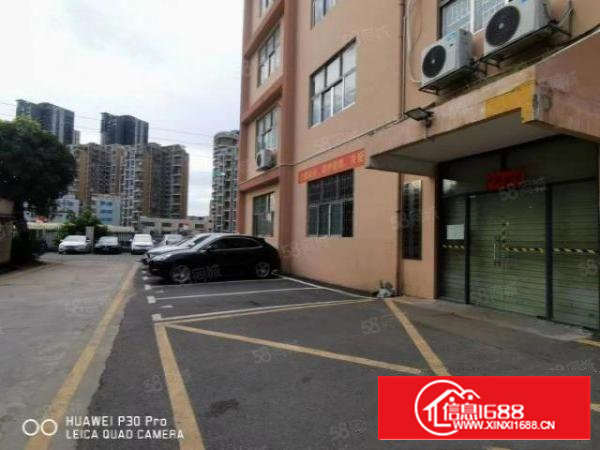 物业直租沙井107国道新出一楼600平米带装修厂房图片实拍