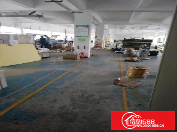 平湖富民工业区二三楼厂房共2200平米