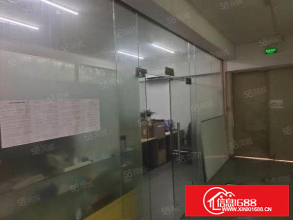 凤岗原房东实际面积800平，5吨行车，带办公室装修现成水电