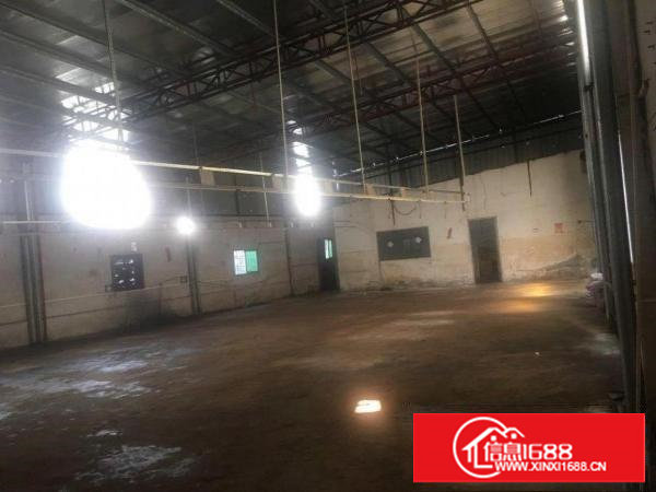 石马原房东独栋一楼300平，滴水5米高，有隔热层。