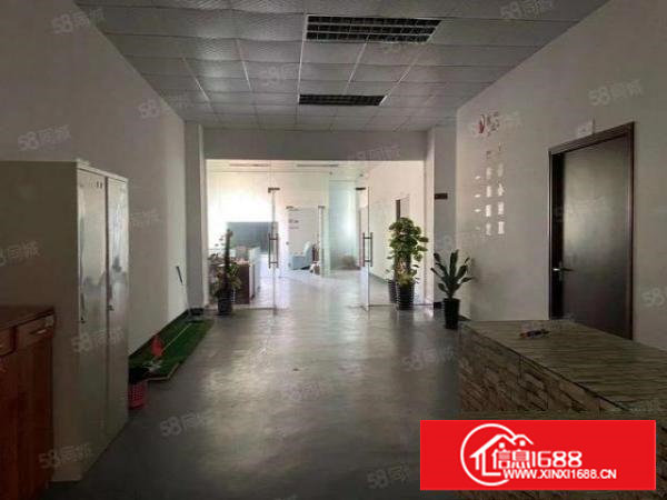 长安镇乌沙新出一楼880平米精装修水电齐全厂房出租带航车行车