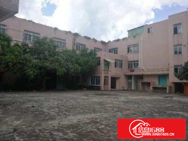 坪山六联，深汕路边上三楼500平方厂房招租！全新地坪漆装修