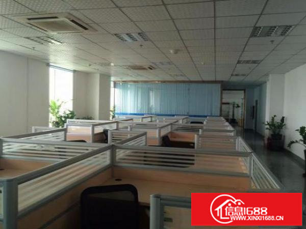 龙岗爱联嶂背独院厂房二楼800平米带装修招租