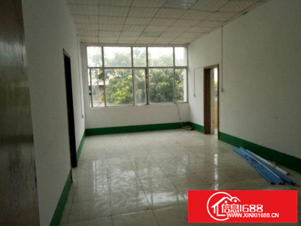 出租龙岗区平湖二楼750平米带简单装修厂房