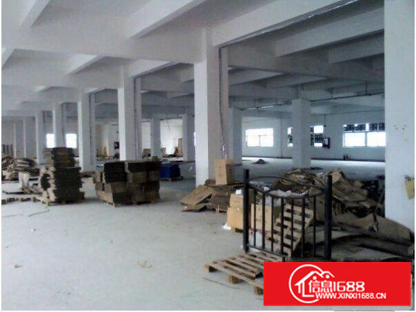 坂田布龙路边新出1楼1300平方适合仓库