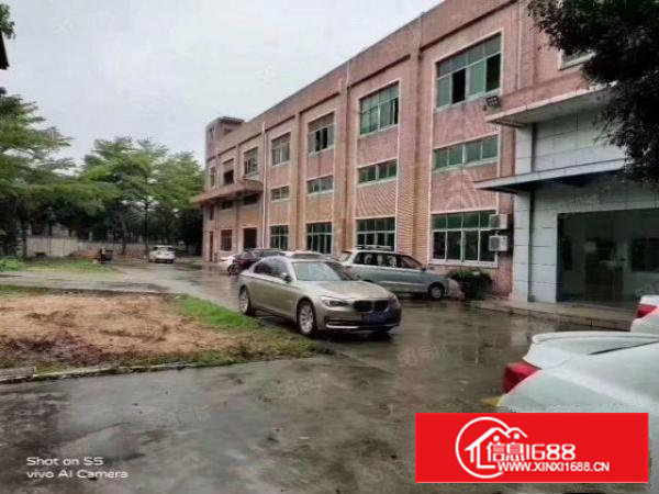 沙井大王山新出楼上带装修2400平厂房