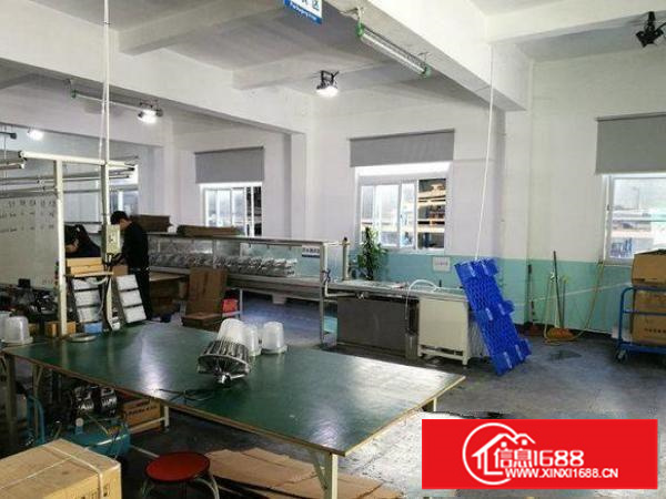 出租龙岗区坪地2楼1200平米现成水电办公室地坪漆装修