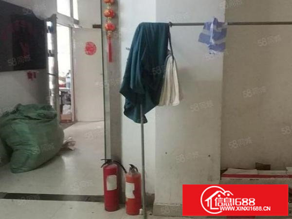 百鸽笼地铁旁530平.800平。22元适合电商服饰加工