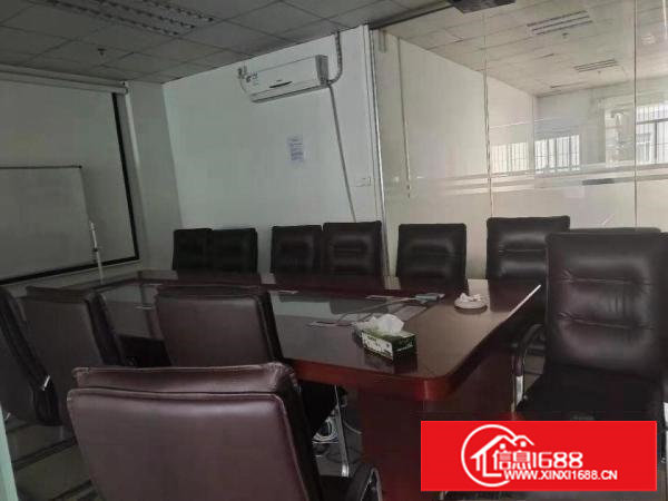 长安沙头新出楼上950平带办公室装修厂房出租水电到位