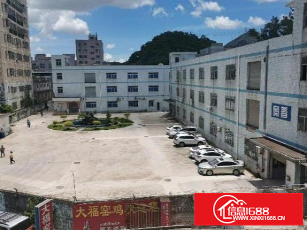 塘坑地铁站边上楼上500平出租，大小可分租