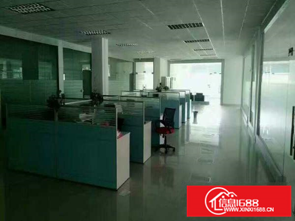 民治地铁口新出跨境电商园900平带装修厂房出租