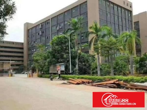 石岩溪之谷高速出口一楼585平方厂房招租