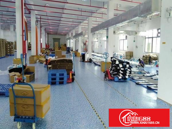 白石工业园标准厂房四楼出租2000平方带现成装修