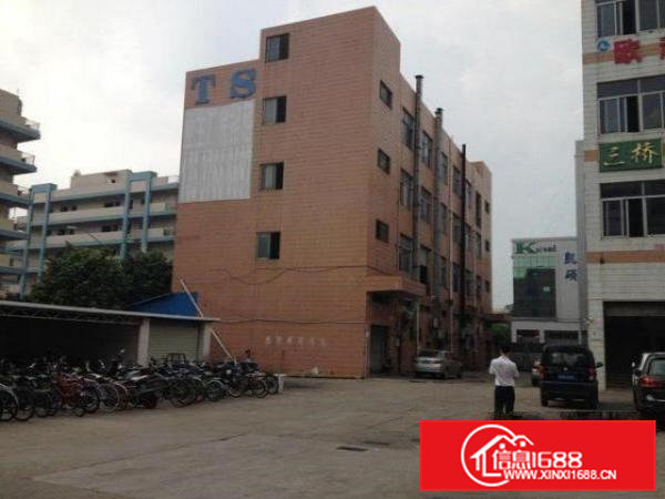 北栅全新带装修、交通便利，三楼1200平，价格15