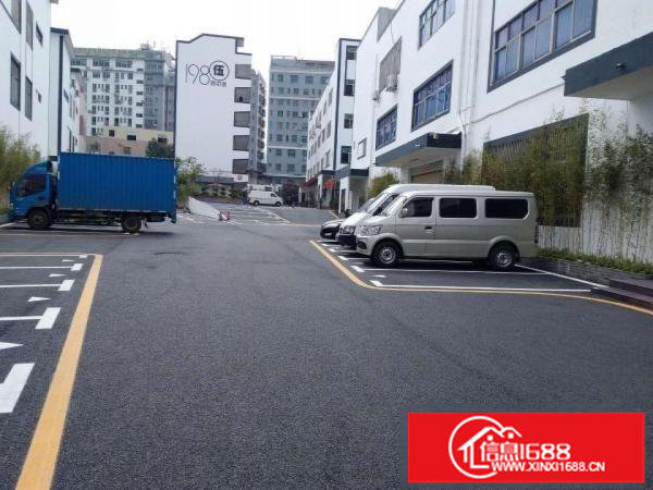 地铁口1985园中园高端写字楼业主直租100平起（免中介费）