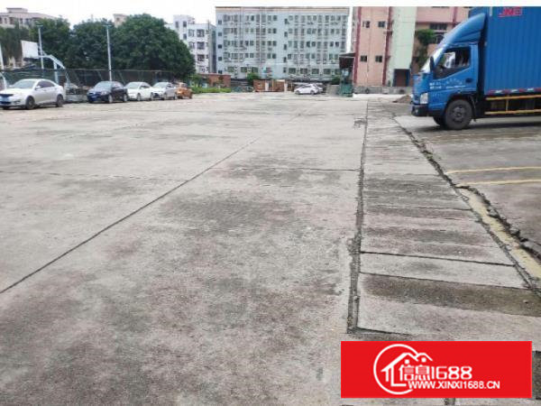 塘厦龙背岭1500平标准一楼，带卸货平台，空地超大