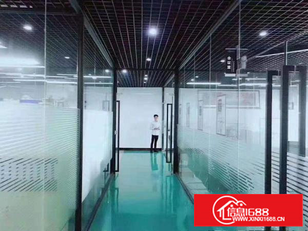 长安镇厦边新出300平方，带水电装修，设备齐全。