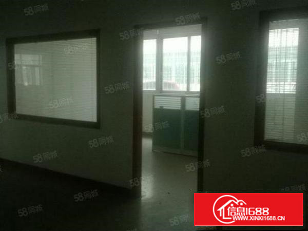 沙井后亭地铁口附近楼上新出豪华装修1100平，可办公