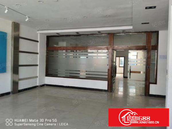 原房东厂房三楼800平方出租，办公室水电齐全