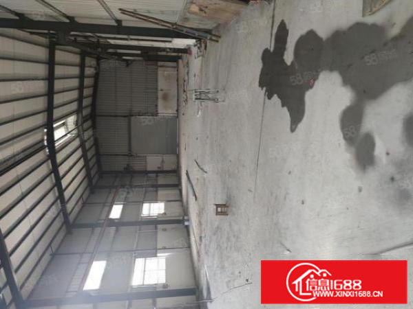 桥头镇东部快速边独立一栋单一层厂房700平米，滴水8米