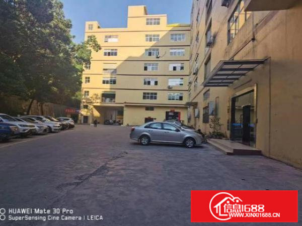 适合做五金加工注塑模具精雕机组装厂房出租二楼1500平